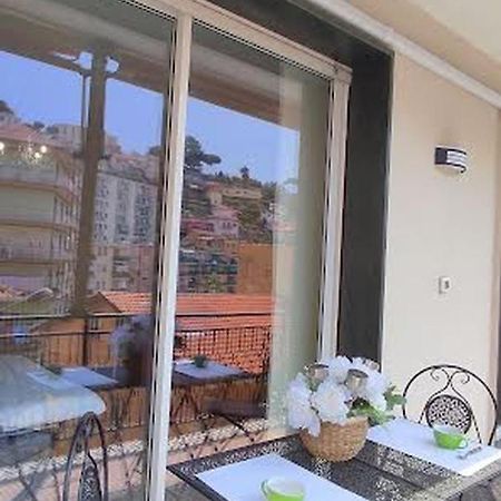 Appartamento Delizioso Con Terrazzo In Centro-Delicious Apartment With Terrace Sanremo Exteriér fotografie
